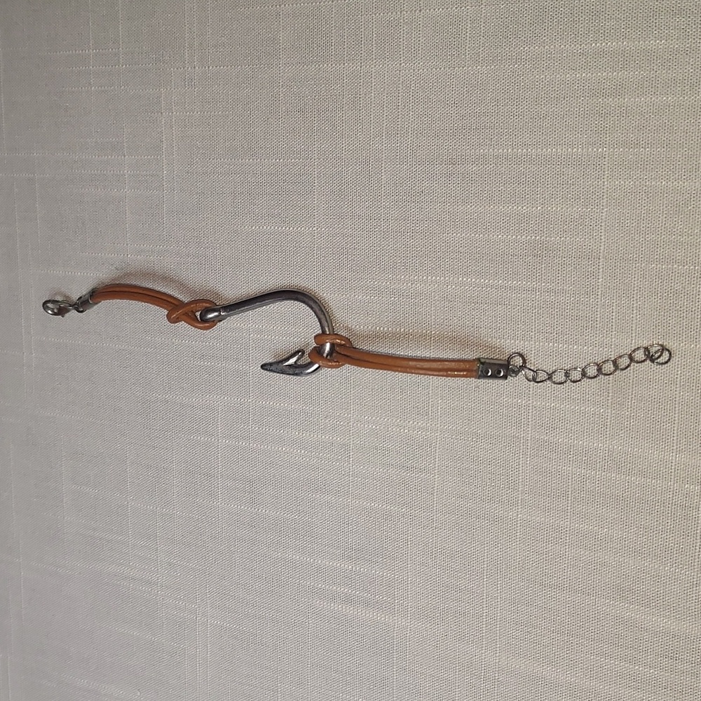 Fish Hook Braclet - image 5
